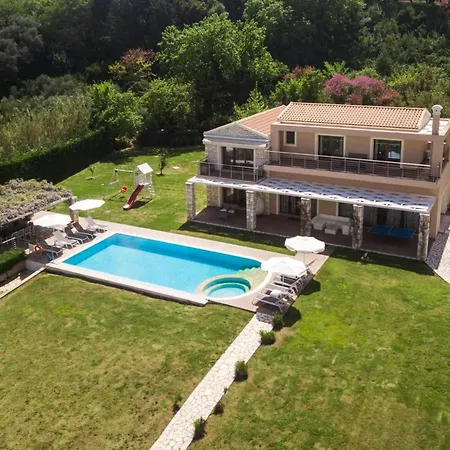 Luxury Hera - Beachfront