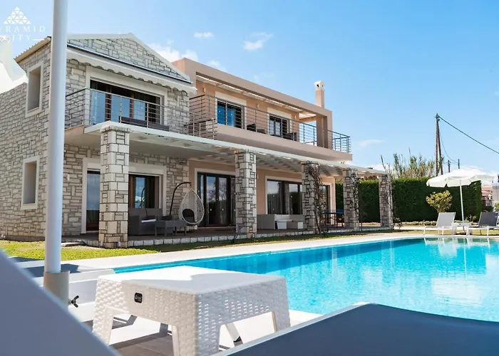 Luxury Hera - Beachfront Villa *