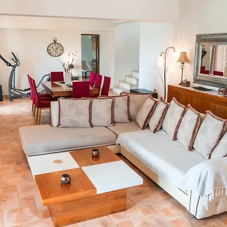 וילה Luxury Hera - Beachfront *